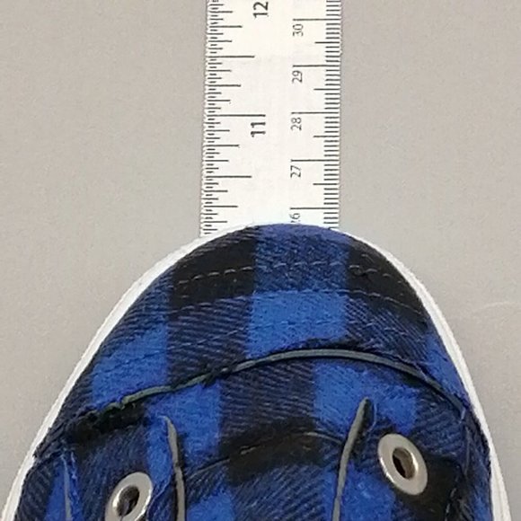 Womens Slip On Sneakers Blue Black Checked Low Top Round Toe Flat Heel 6.5‎ NEW - Picture 6 of 8